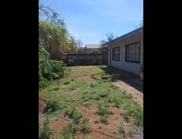 3 BEDROOM HOUSE FOR SALE IN VANDERBIJLPARK CW 2